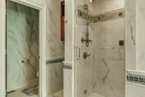 LUX Move in Ready Dream Homes St. Louis- The Classic-24