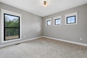 Lux-Move-In-Ready-Dream-Homes-St.-Louis-A-Modern-Farmhouse-12