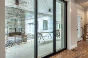 Lux-Move-In-Ready-Dream-Homes-St.-Louis-St.-Charles-The-Ridge-Farmhouse-11