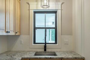 Lux-Move-In-Ready-Dream-Homes-St.-Louis-St.-Charles-The-Ridge-Farmhouse-8