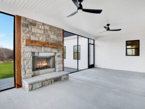 Lux-Dream-Homes-The-19th-Century-Modern-Farmhouse-4