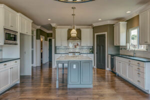 LUX Move in Ready Dream Homes St. Louis- Farm House-4